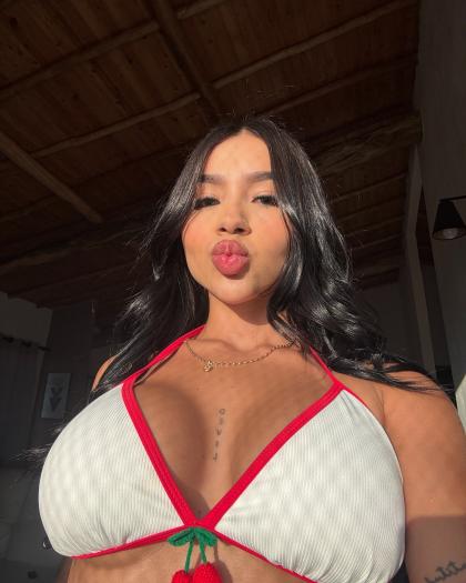 Angie Lorena Rojas photo 108616