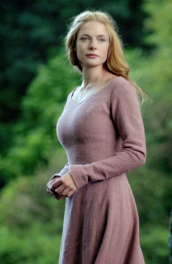 Rebecca Ferguson #110836