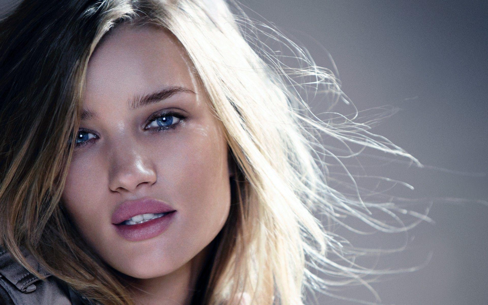 Rosie Huntington-Whiteley #241748