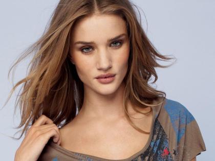 Rosie Huntington-Whiteley photo 241736