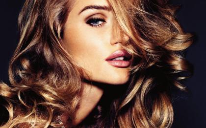Rosie Huntington-Whiteley photo 241745