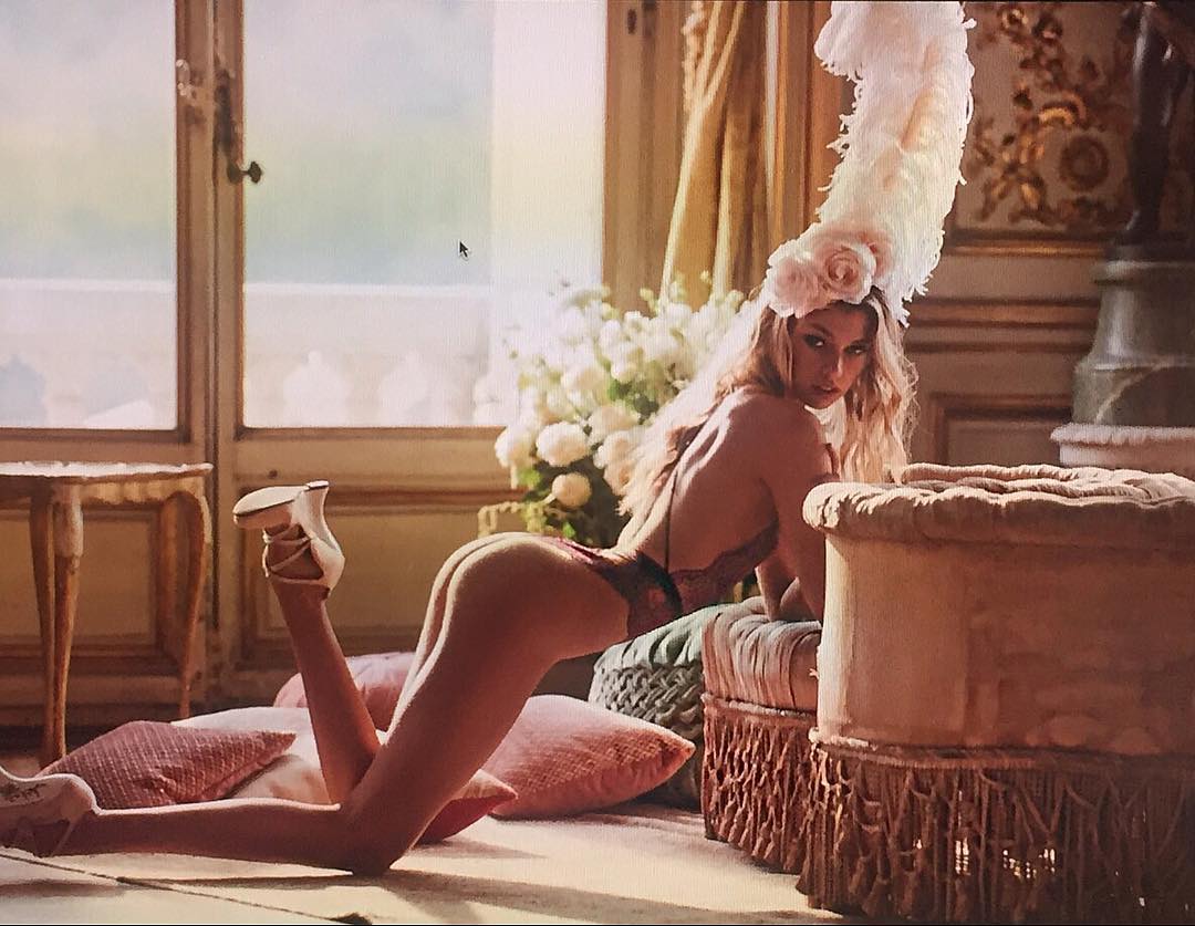 Stella Maxwell #112093