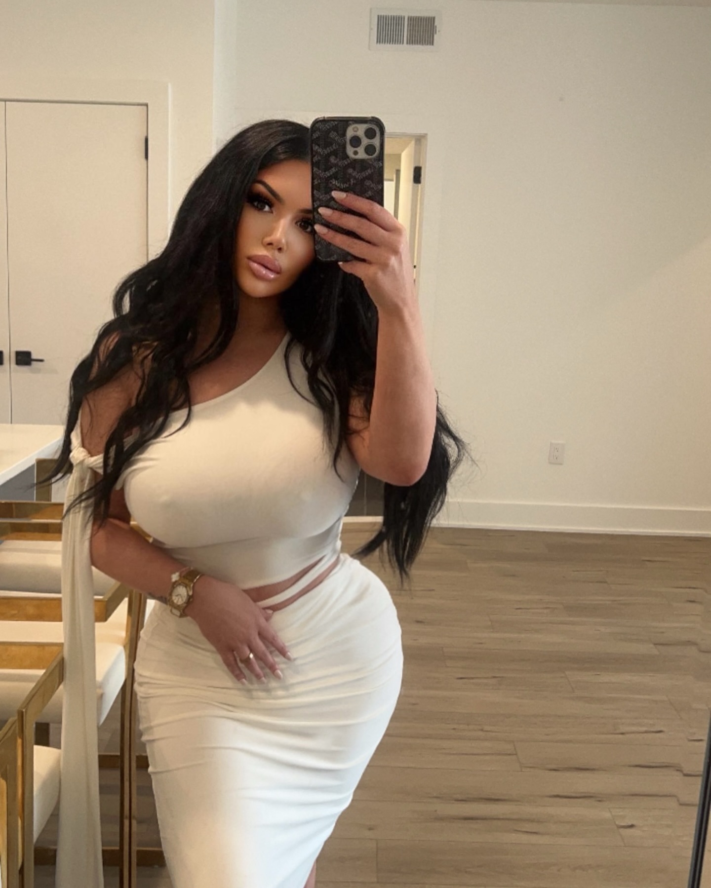 Claire Andrews #35184