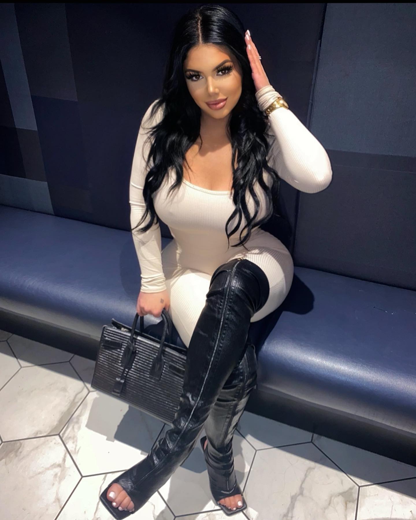 Claire Andrews #35244