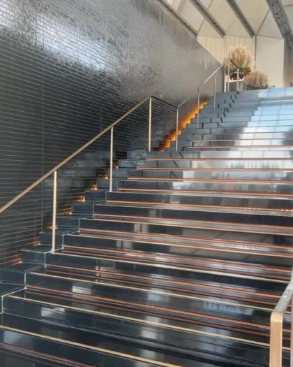 Claire Andrews photo 35175