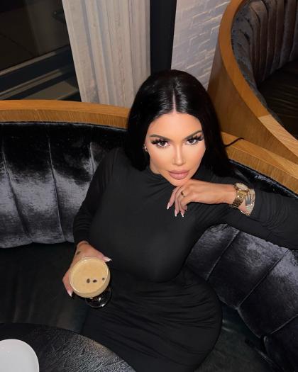 Claire Andrews photo 35178