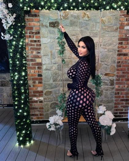 Claire Andrews photo 35251