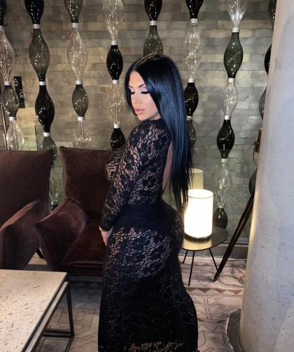 Claire Andrews photo 35269