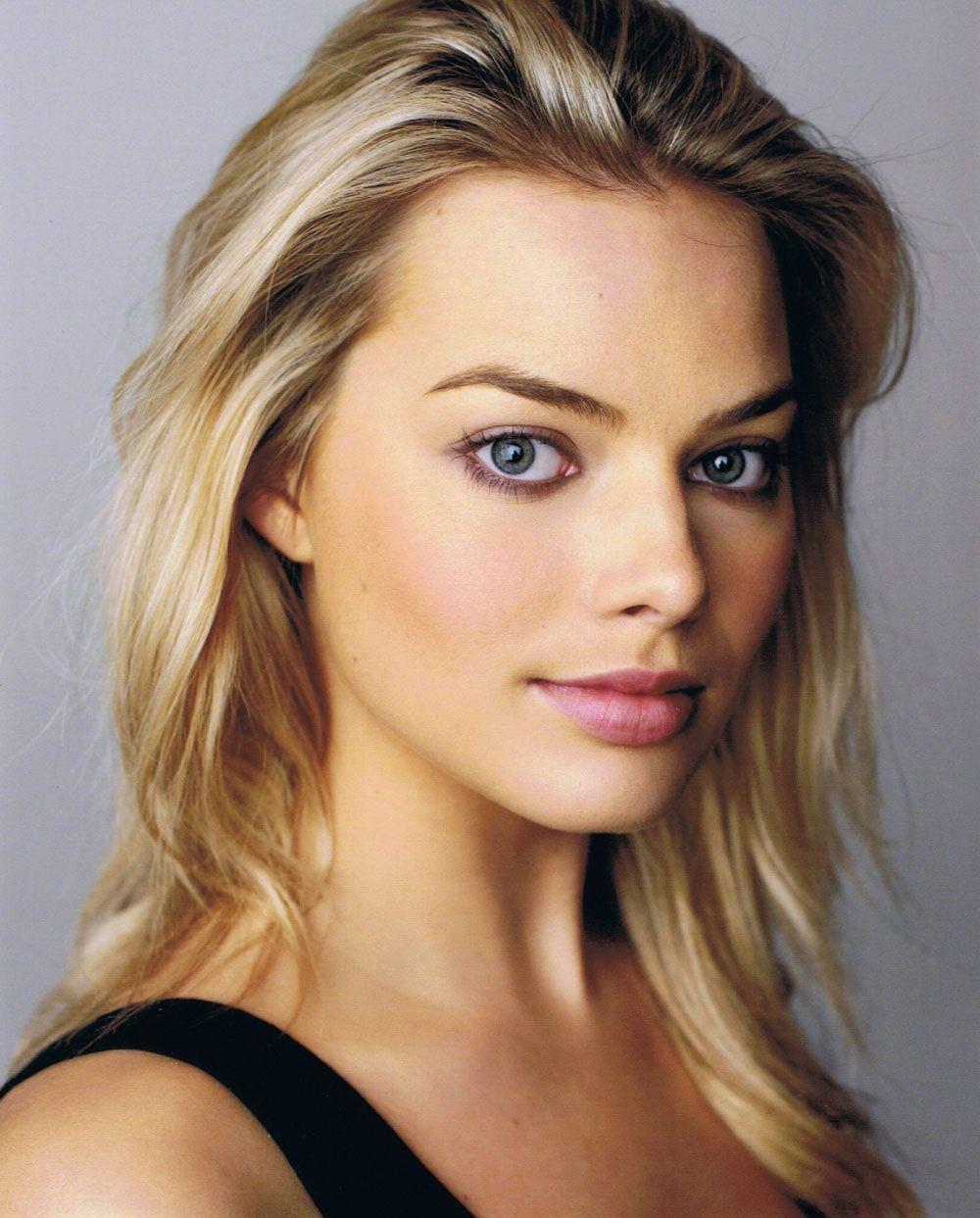 Margot Robbie #239852