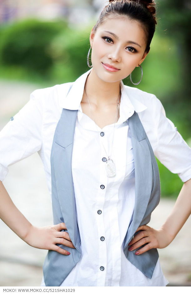 Lisa Li Sha Sha #114116