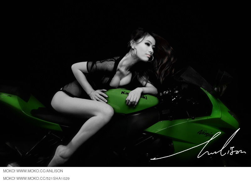 Lisa Li Sha Sha #114127