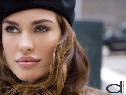 Cinthia Moura photo 114304