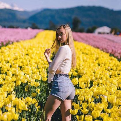 Kristin Linkletter photo 114368