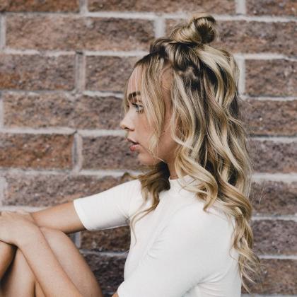 Kristin Linkletter photo 114378