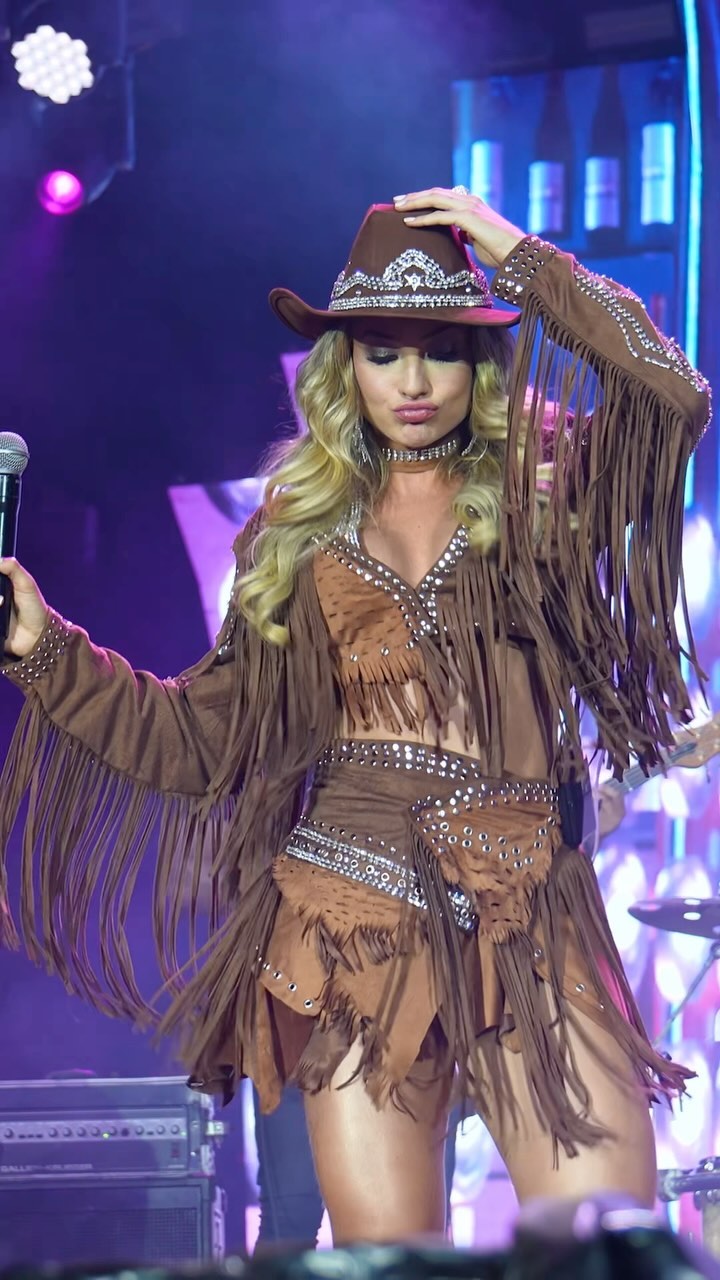 Gabriela Martins #45768