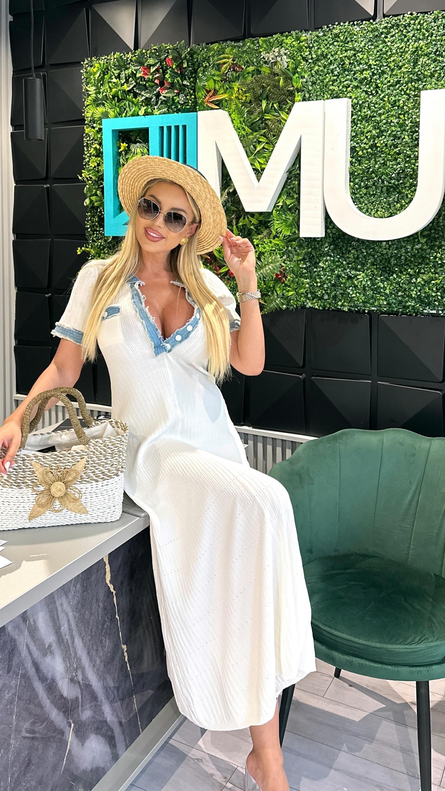 Roxana Vasniuc #35611