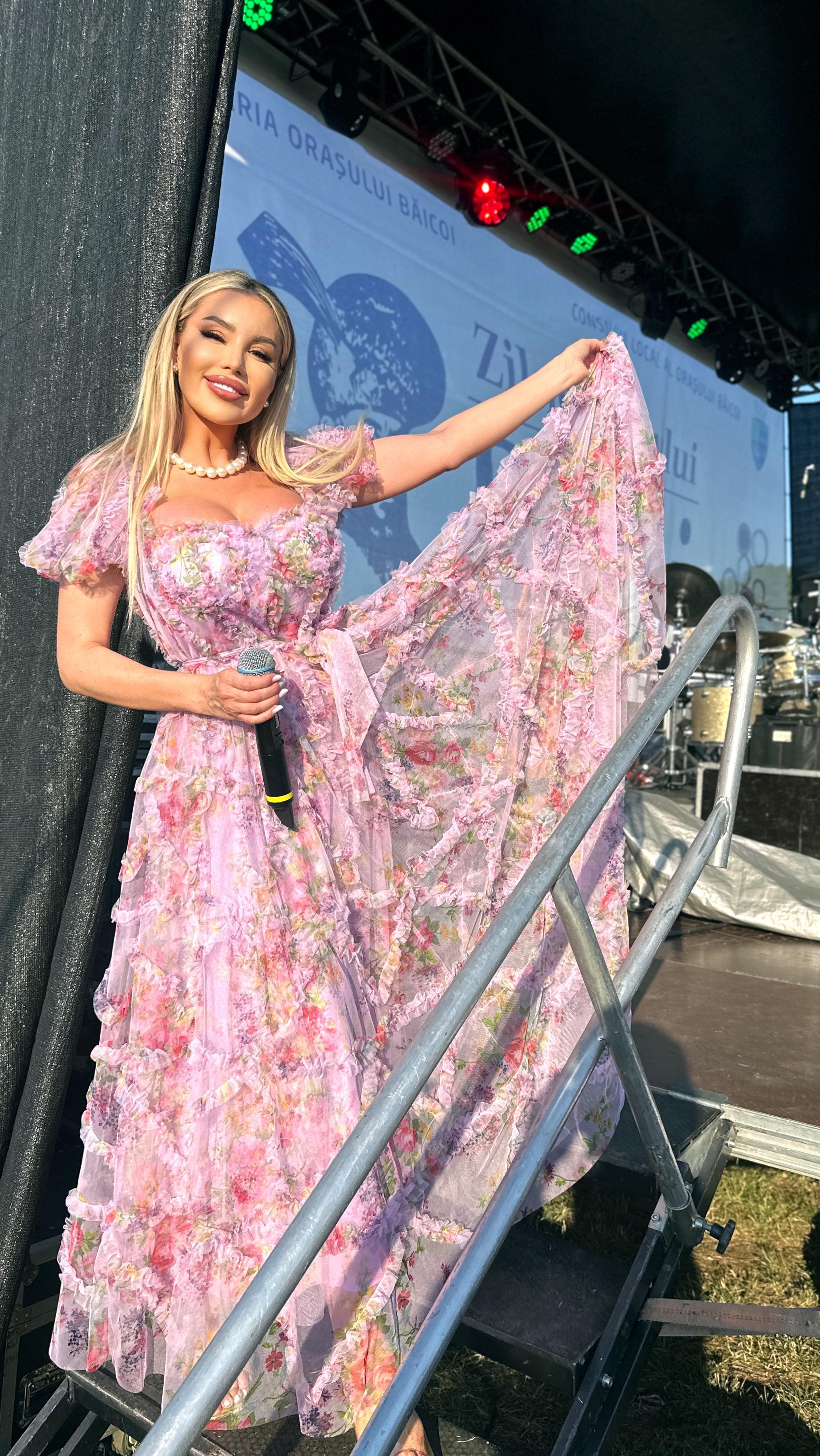 Roxana Vasniuc #35664