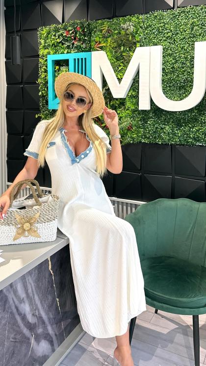 Roxana Vasniuc photo 35611