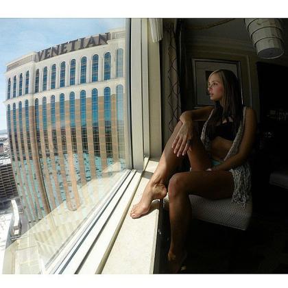 Elizabeth Loaiza photo 115889