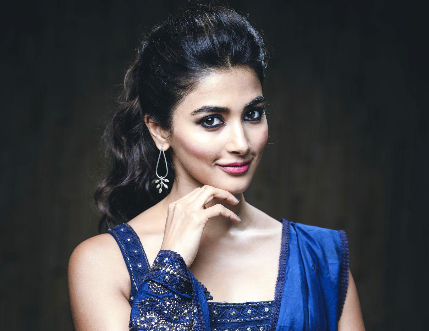 Pooja Hegde #240234