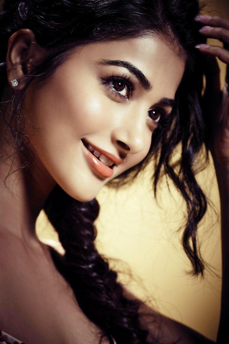 Pooja Hegde #240238