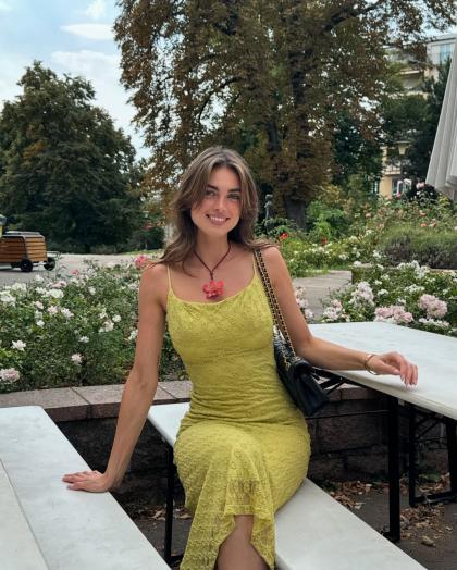 Charleen Weiss photo 1429