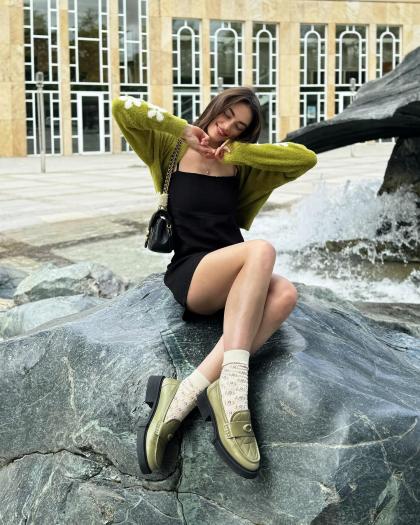 Charleen Weiss photo 1470