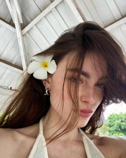 Charleen Weiss photo 1494