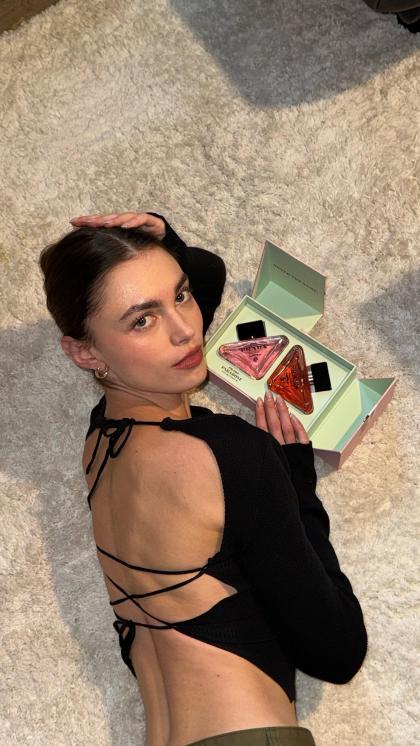 Charleen Weiss photo 1510