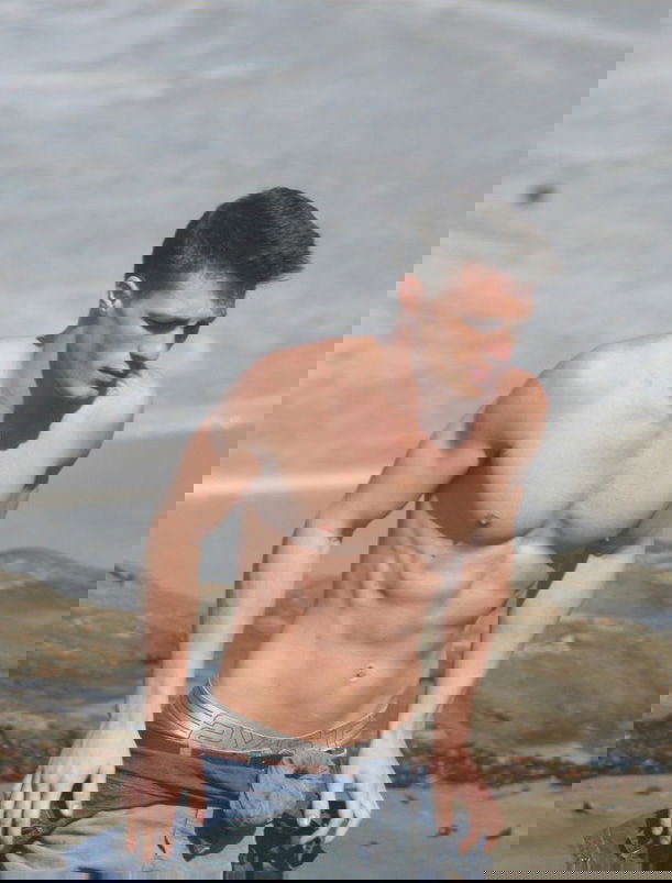 Colton Haynes #118284