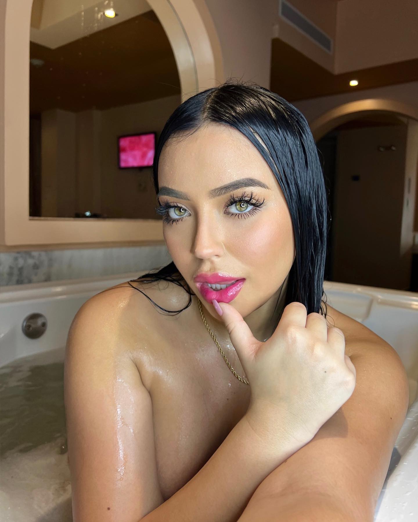 Eimy Contreras #46400