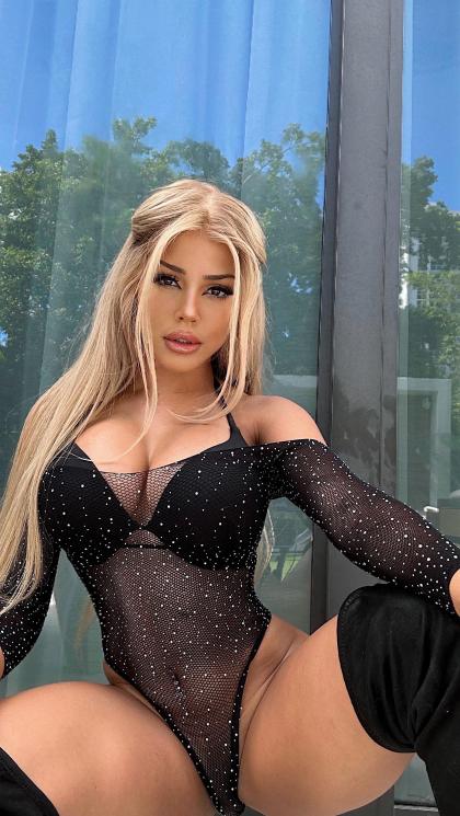 Bronze Goddess photo 36325