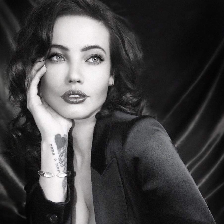 Stephanie Corneliussen #241841