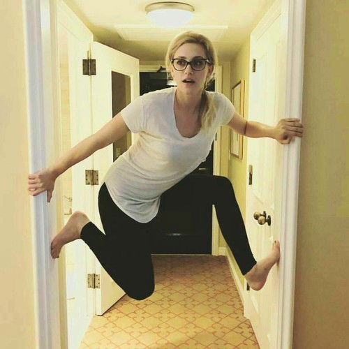 Lili Reinhart #119609