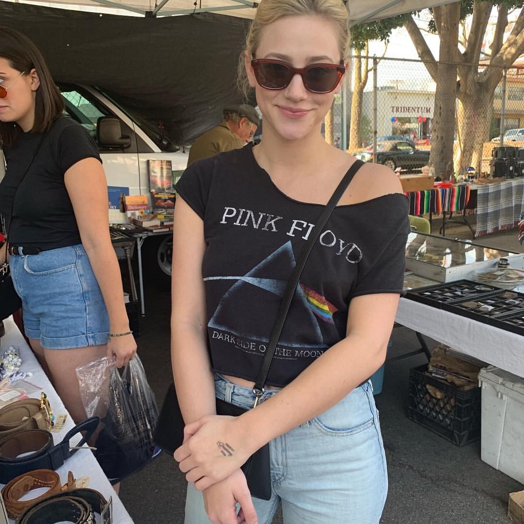 Lili Reinhart #119634