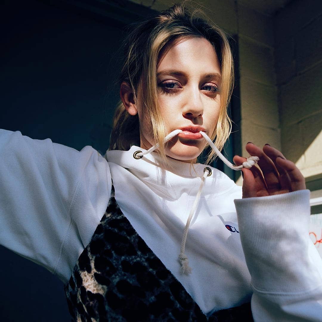 Lili Reinhart #119641