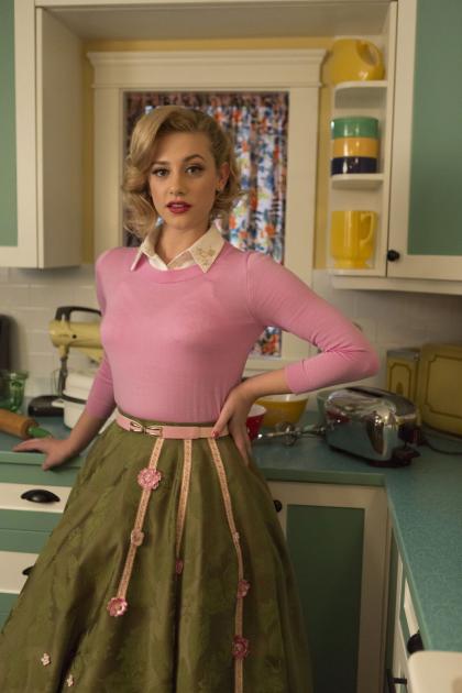 Lili Reinhart photo 119621