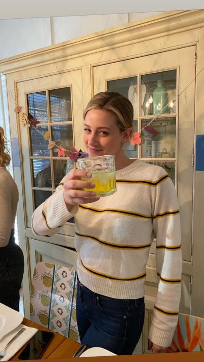 Lili Reinhart photo 119628