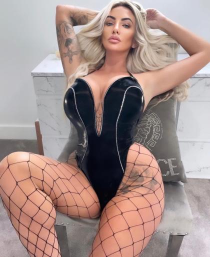 Debbie Clarkson photo 46659