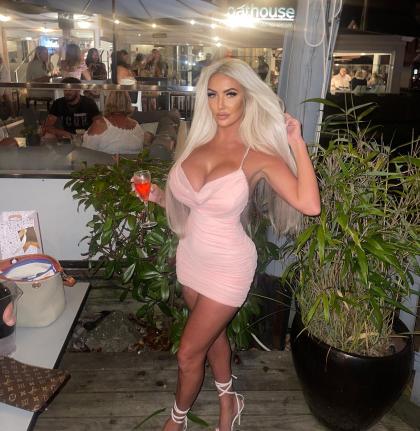 Debbie Clarkson photo 46666