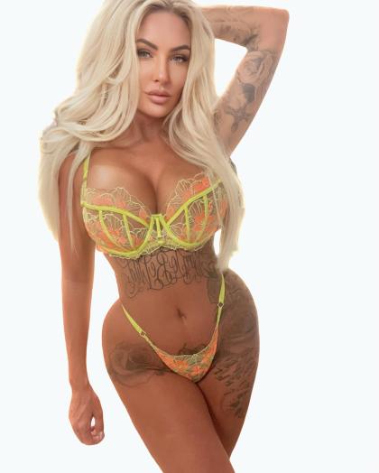 Debbie Clarkson photo 46670