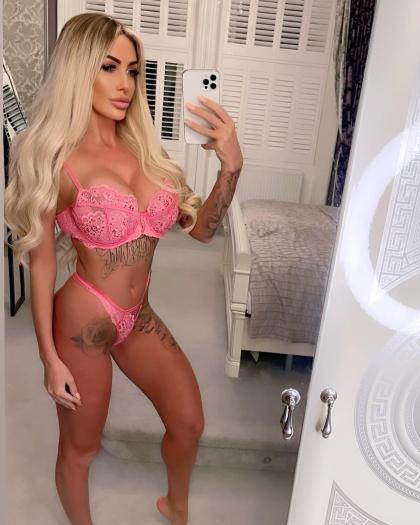 Debbie Clarkson photo 46710