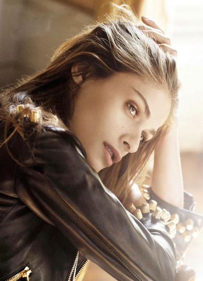 Elisa Sednaoui photo 120402