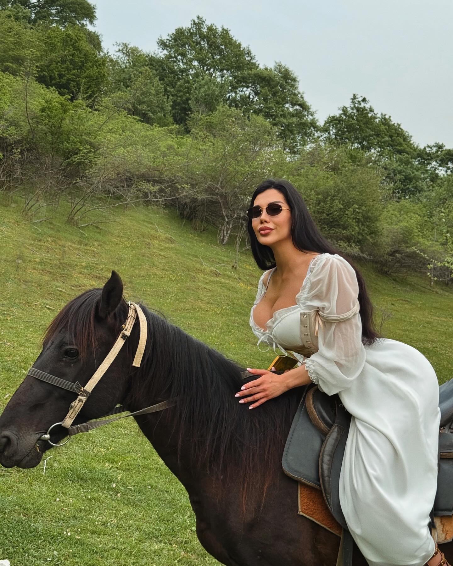 Andres Sabrina #36393