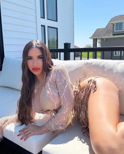 Debbie Ayoub photo 17209