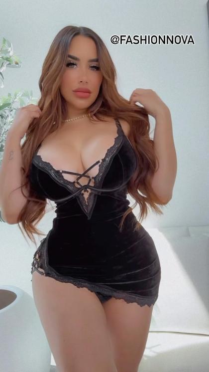 Debbie Ayoub photo 76