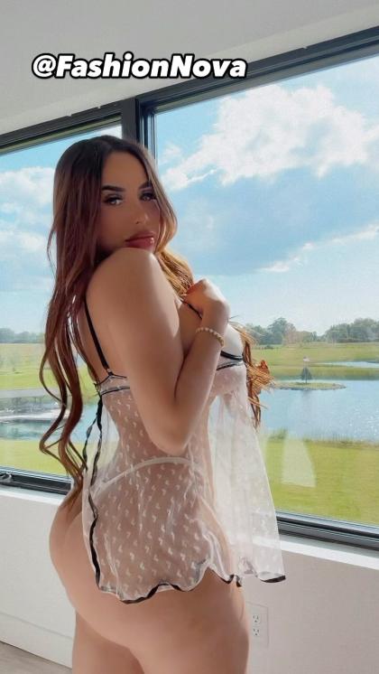 Debbie Ayoub photo 85