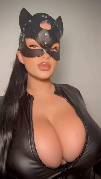 Angelica Sharpe photo 47080