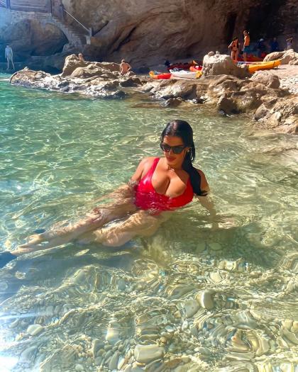 Angelica Sharpe photo 47089