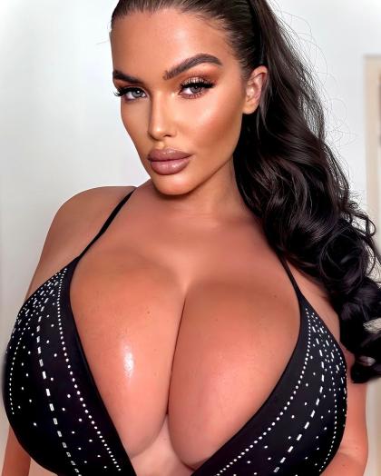 Angelica Sharpe photo 47098